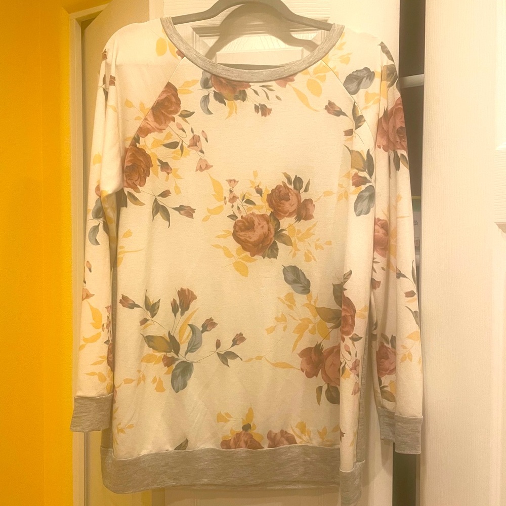 Women’s long sleeve. Never worn.